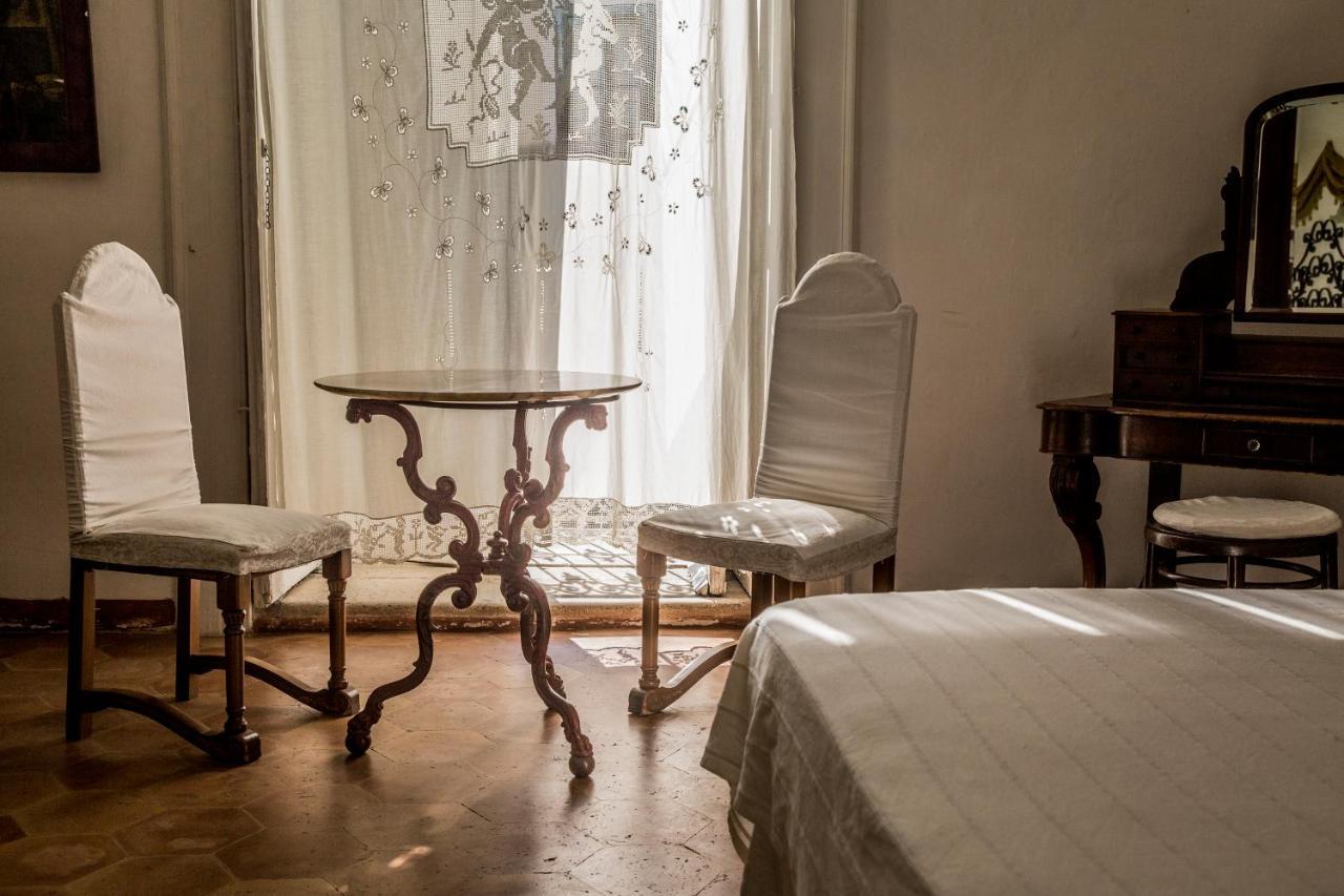 Le Foglie Di Acanto Lucera Exteriör bild
